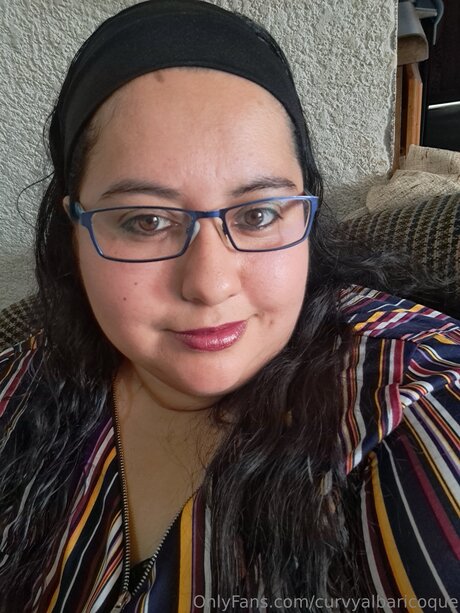 Curvyalbaricoque pornstar top galleries