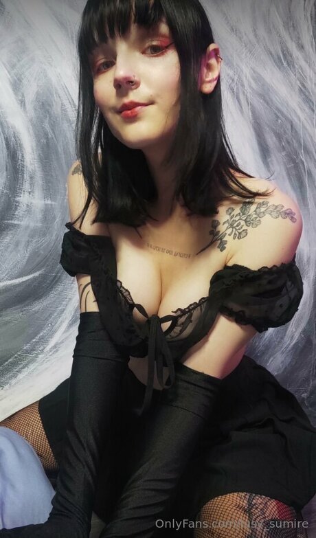 Lusy Sumire pornstar free image