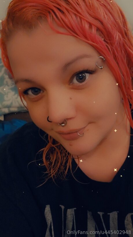 U445402948 porn actress archive