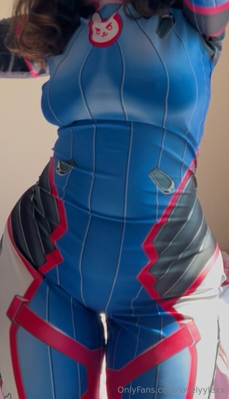 Lovelyylexx beautiful model pictures