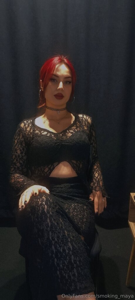 Smoking Maya model top images