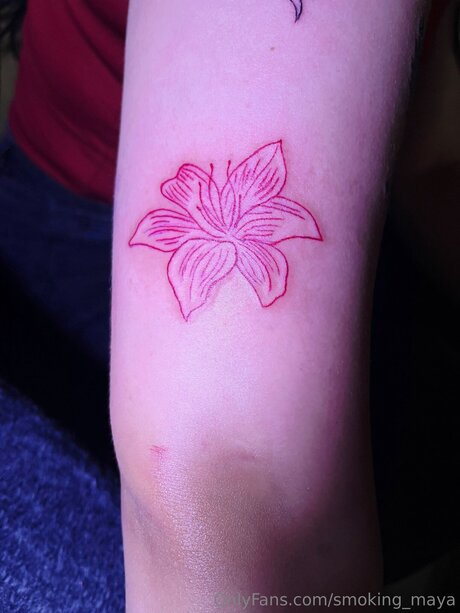 Smoking Maya sex pornstar pics