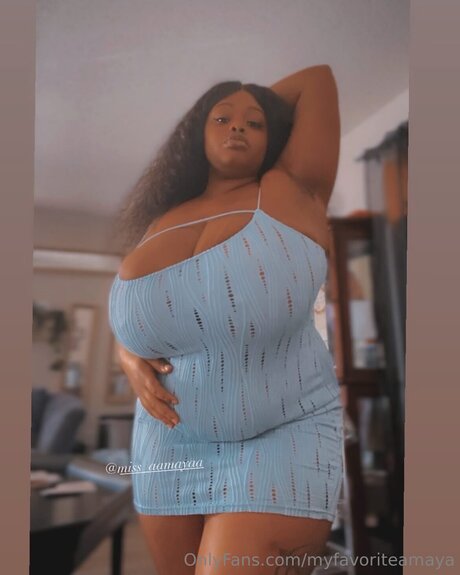 Popmybubbless model pretty pics