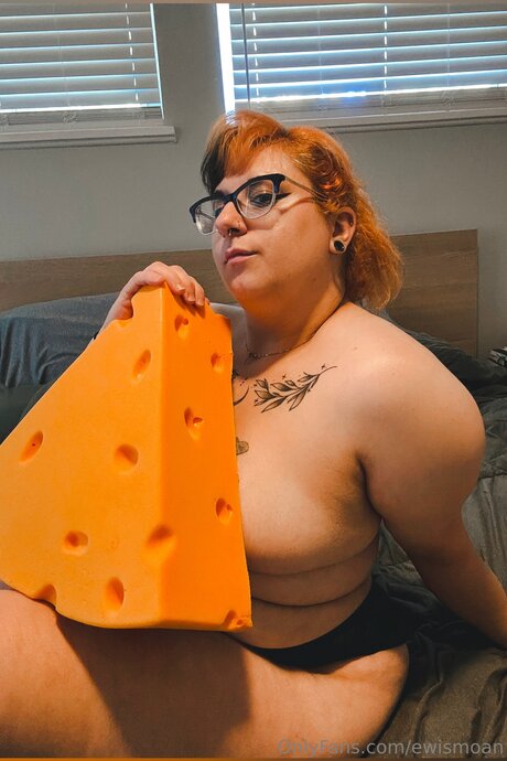 Ewismoan pornstar free galleries