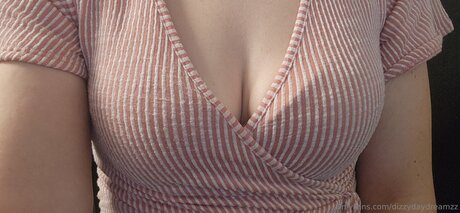 Dizzydaydreamzz best actress photos