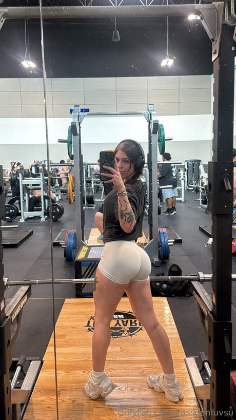 Asspenluvsu pornstar top images