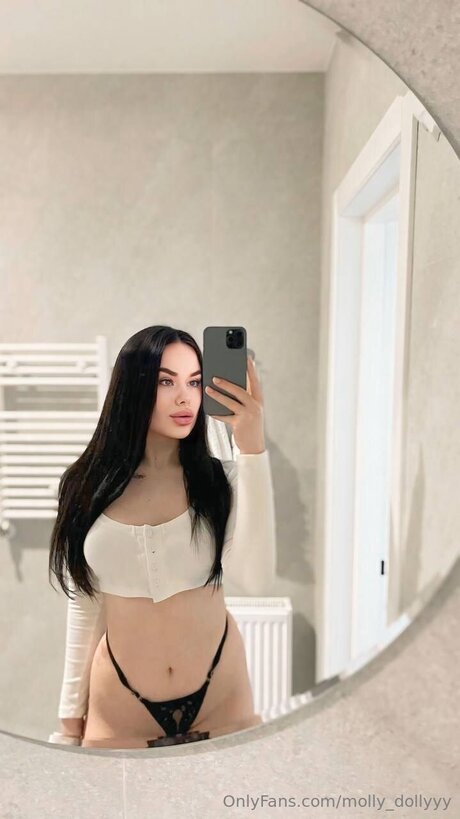 Molly Dollyyy top pornstar image