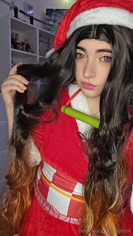 Julyett4 model high quality pic