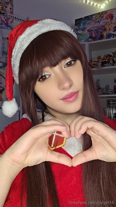 Julyett4 actress pics