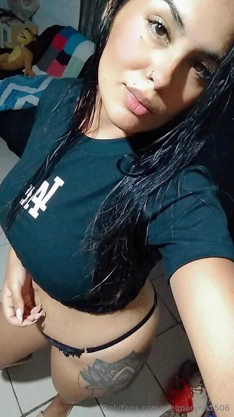 Pielmorena1506 free model pictures