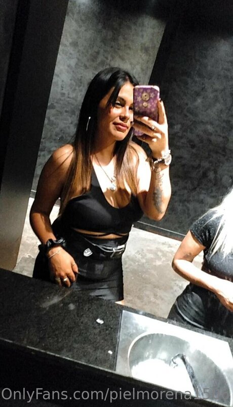 Pielmorena1506 pornographic actress photos