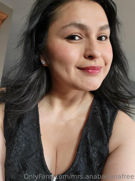Mrs Anabananafree pornstar sexy images