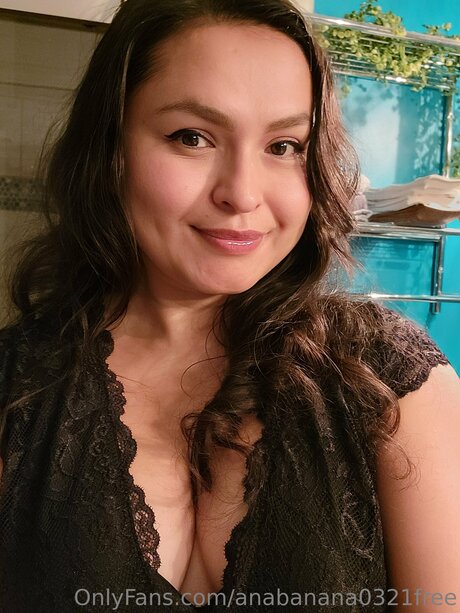 Mrs Anabananafree model porn archive