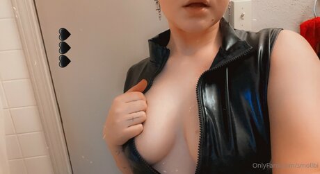 Vashthesub nude star image