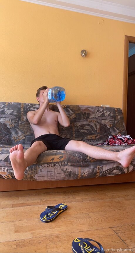 Brosfromrus porn model pictures