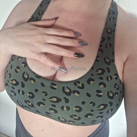 Mrsfoxypanda actress photos