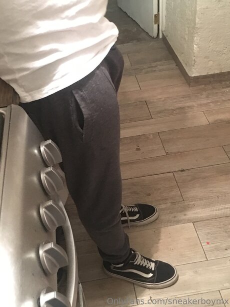 Sneakerboymx model sex img