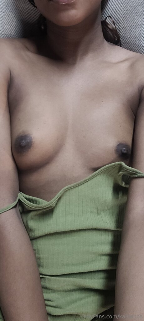 Kaitlance sexy model photo