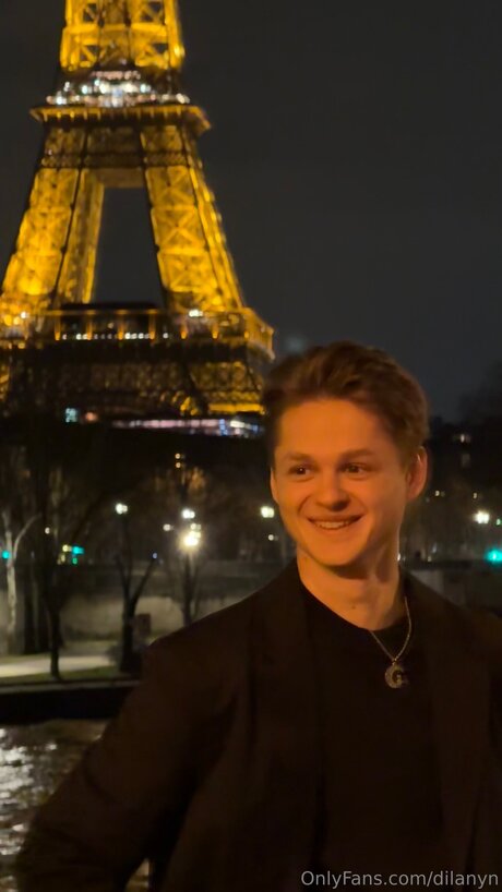 Dilanyn star hot image