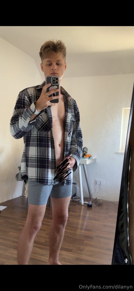 Dilanyn nude model galleries