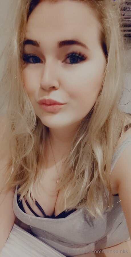 Thinkpinkk beautiful actress archive