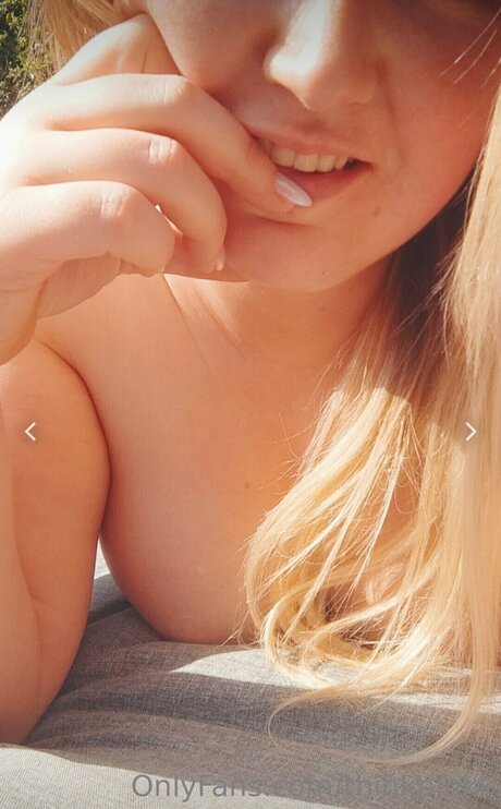 Thinkpinkk perfect pornstar image