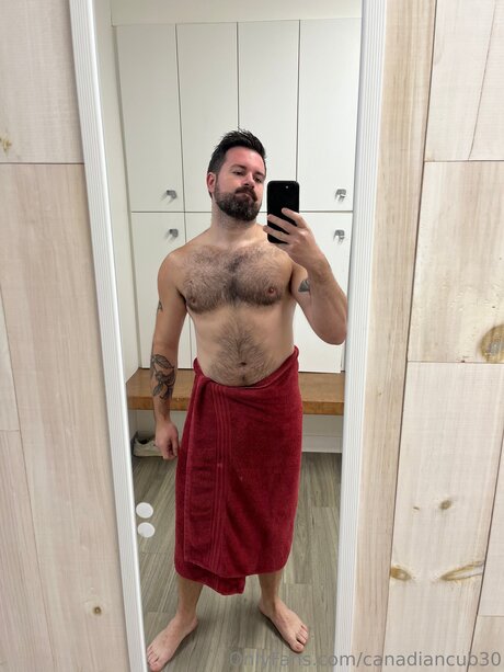 Canadiancub30 model exclusive pics