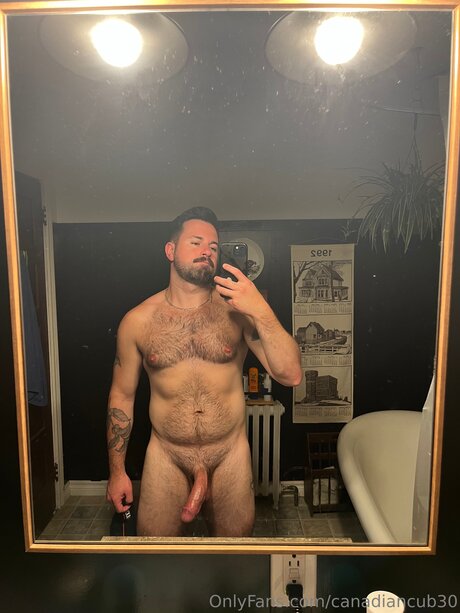 Canadiancub30 nude model archive