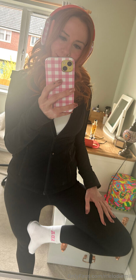 Melodiemills pornographic actress photos