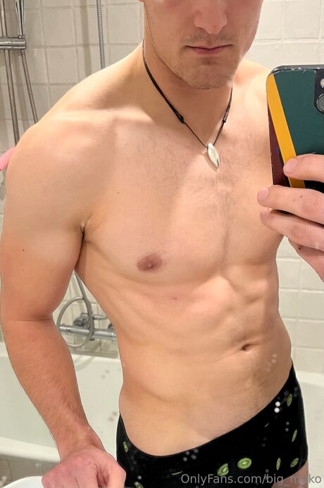 Big Mako model nice photos