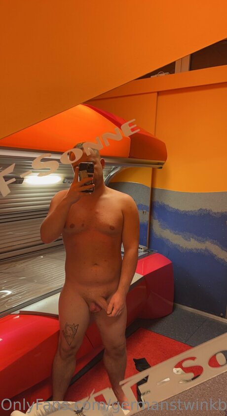 Melvbottom star naked archive