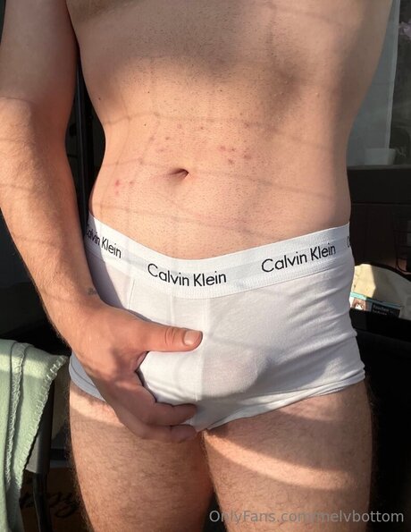 Melvbottom model xxx image