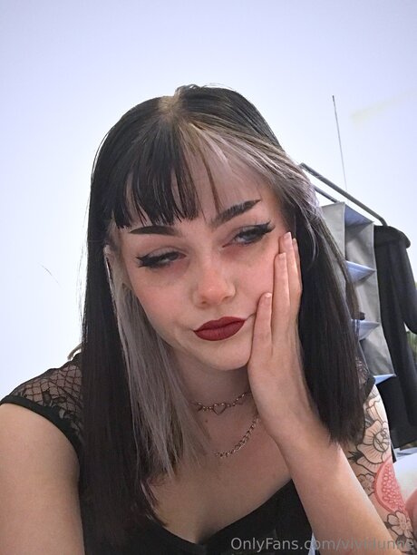 Vividunne pornstar sexy img