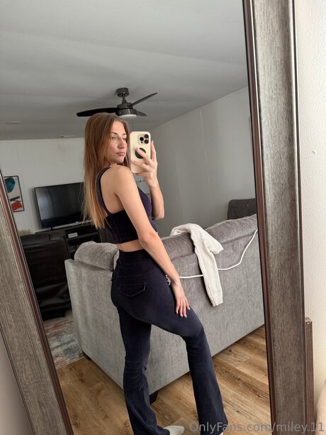 Miley 11 erotic model images