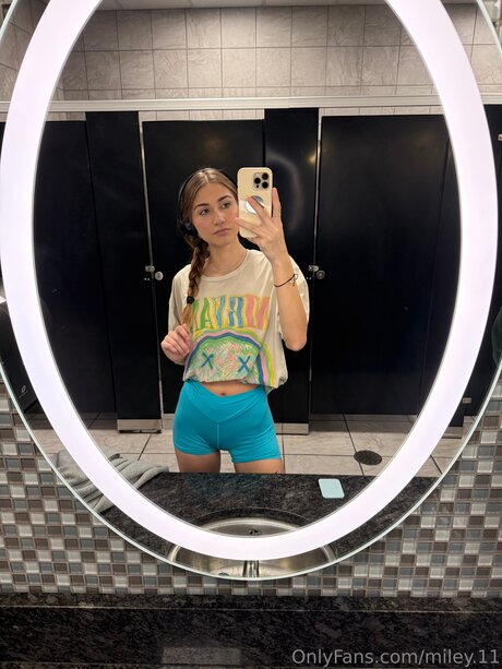 Miley 11 model xxx pictures