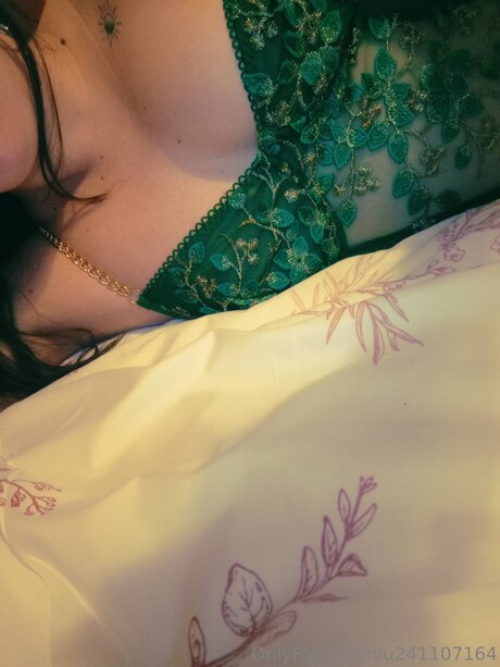 U241107164 pornstar xxx image