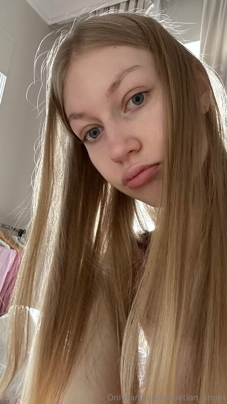 Catie Free sexy star photo