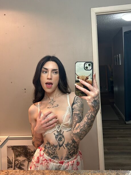 Sadieselena high quality actress pic