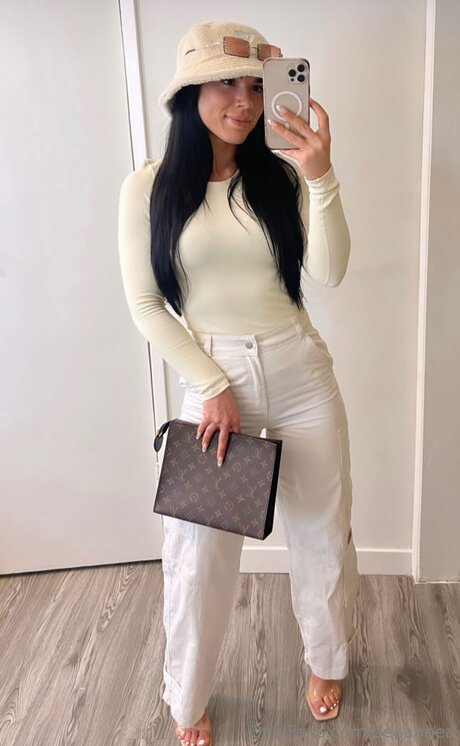 Beaabeea beautiful pornstar gallery