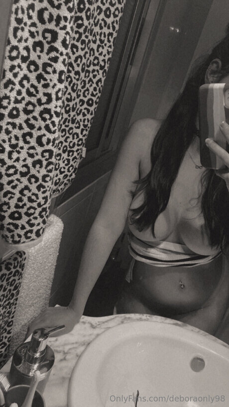 Claudia231234 sexy model pic