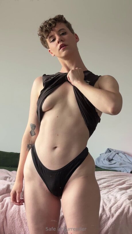 Safeinsurrender best actress galleries