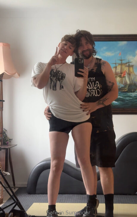 Safeinsurrender free model picture