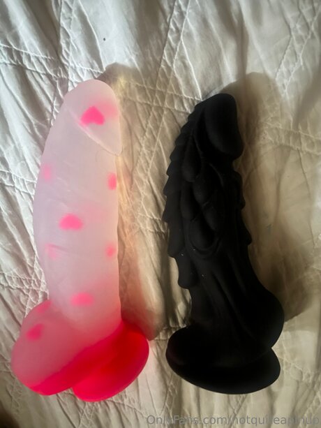 Notquiteapinup naked model img