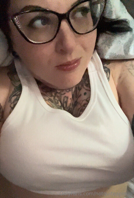 Notquiteapinup star pretty galleries