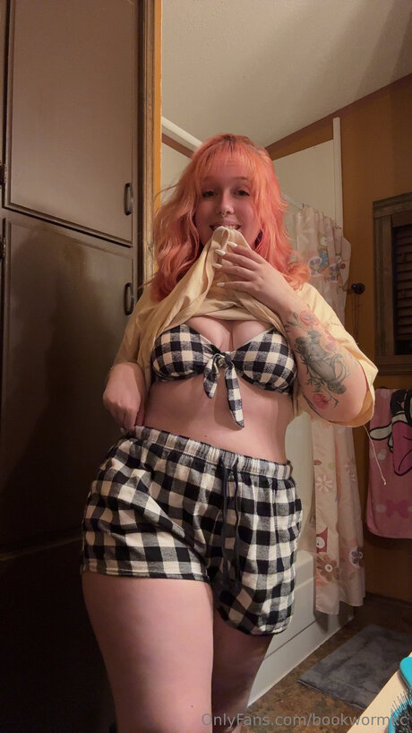 Bookwormkc sexy actress pic