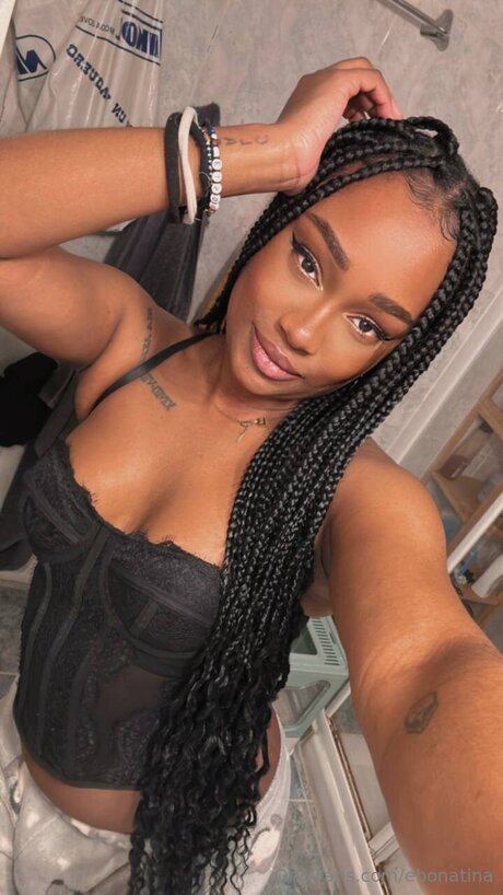 Ebonatina hd model picture