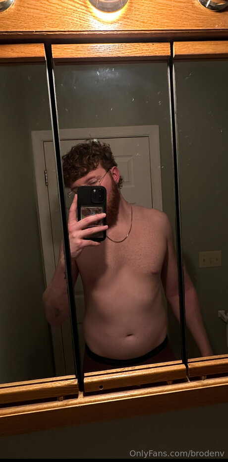 Brodenv model pornographic photos