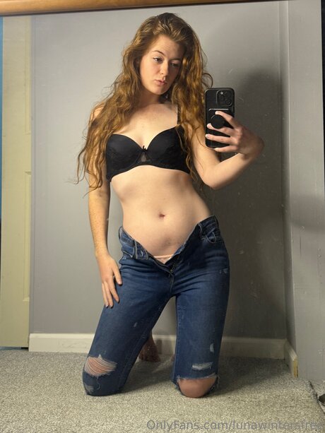 Lunawintersfree sex star pic