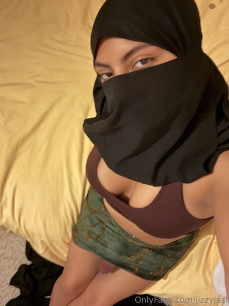 Jizzyjasi star hot galleries