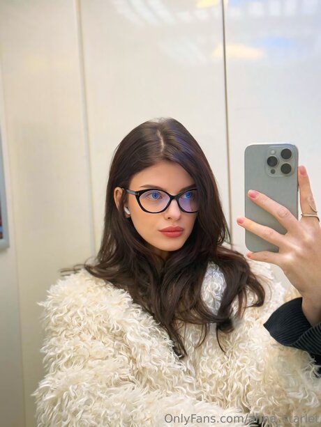 Anna Starlet pornstar erotic image